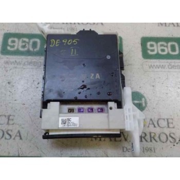 CAJA RELES / FUSIBLES 8922102830 MB2381008162