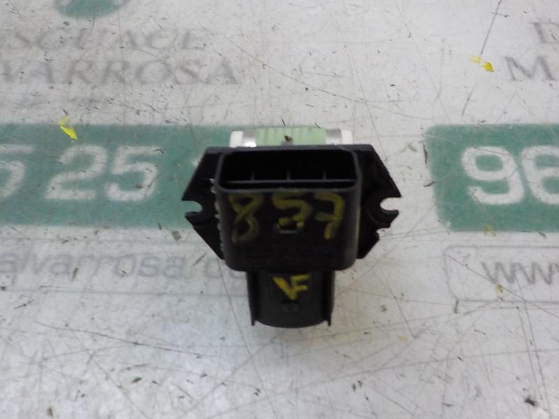 Recambio de resistencia calefaccion para hyundai i20 klass referencia OEM IAM 25385C8000  