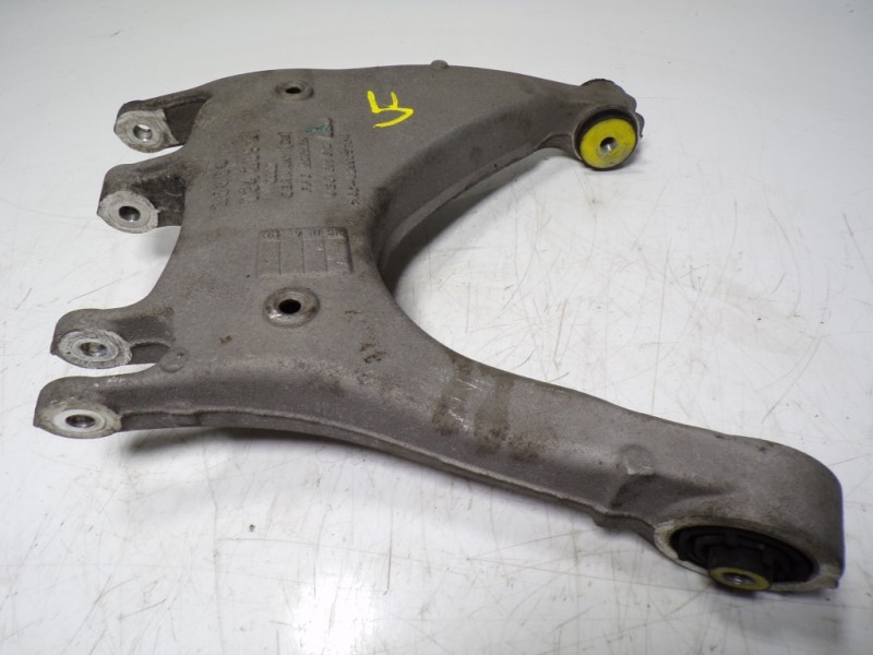 Recambio de brazo suspension inferior trasero derecho para bentley continental gt supersports referencia OEM IAM 4E0511512J  