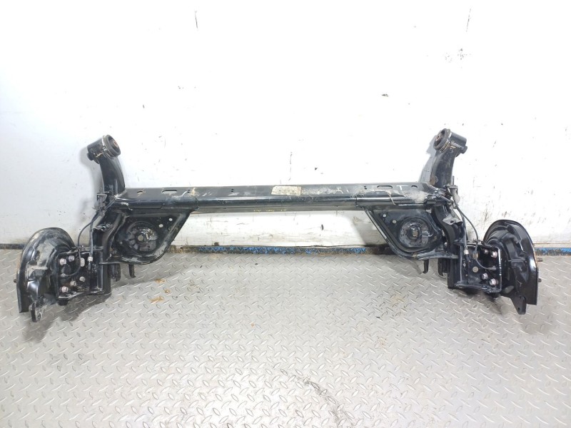 Recambio de puente trasero para nissan leaf (ze1) electric referencia OEM IAM 555015SH0A  
