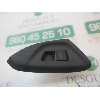 MANDO ELEVALUNAS DELANTERO DERECHO 848100D030 