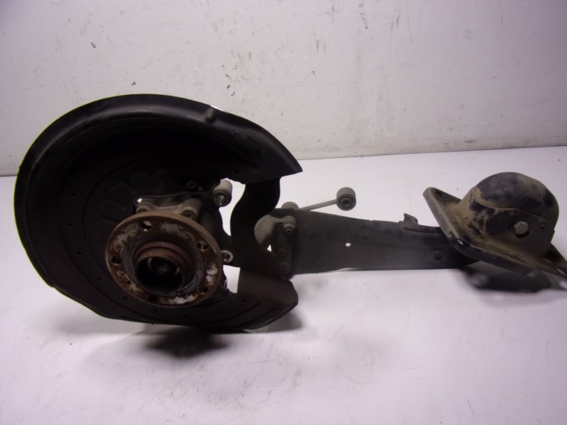 Recambio de mangueta trasera derecha para volkswagen golf v berlina (1k1) r32 referencia OEM IAM 1K0505434  1K0505224K