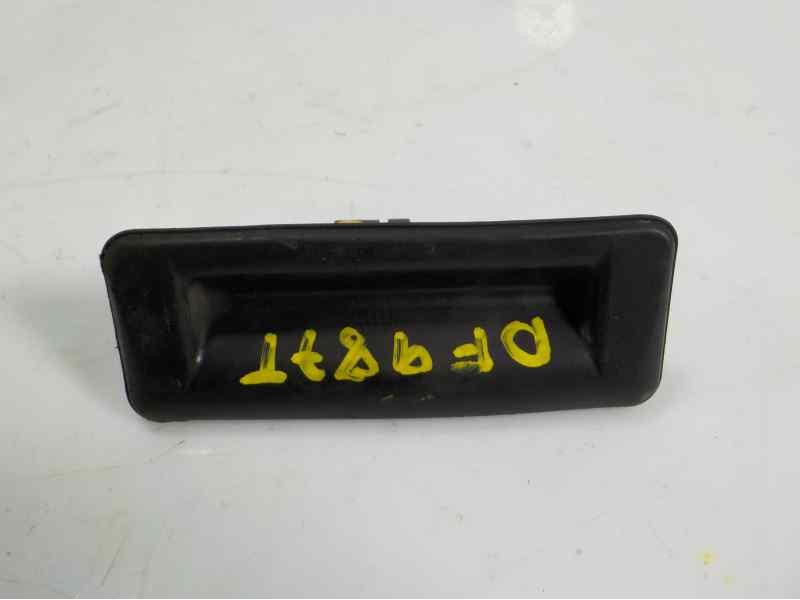 Recambio de maneta porton para audi a1 (8xk) 1.6 tdi referencia OEM IAM 5J0827566E  