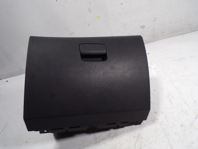 Recambio de guantera para mercedes-benz clase a (w176) a 180 cdi blueefficiency (176.012) referencia OEM IAM A17668000919H68 176