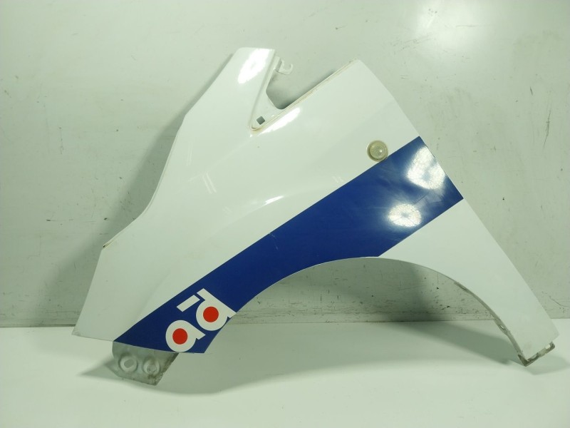 Recambio de aleta delantera izquierda para ford transit courier b460 furgoneta/monovolumen 1.5 tdci referencia OEM IAM 2545758  