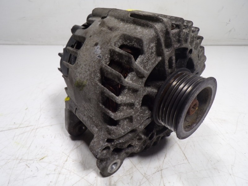Recambio de alternador para audi q5 (8r) 3.0 tdi referencia OEM IAM 059903019C 059903015J TG15C095