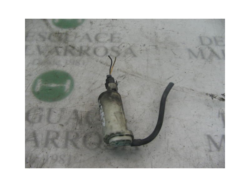 Recambio de bomba limpia para volvo serie 850 2.0 10v berlina referencia OEM IAM   