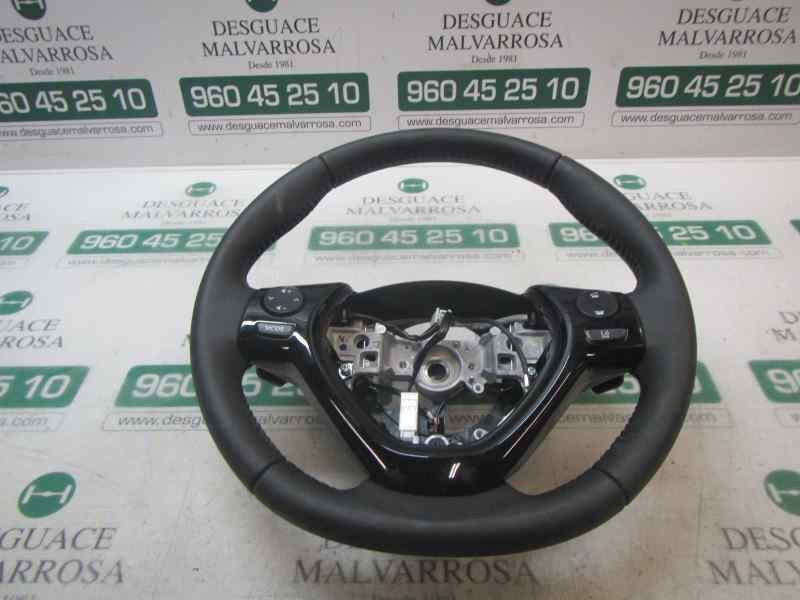 Recambio de volante para toyota aygo 1.0 vvti referencia OEM IAM 451000H070B1  