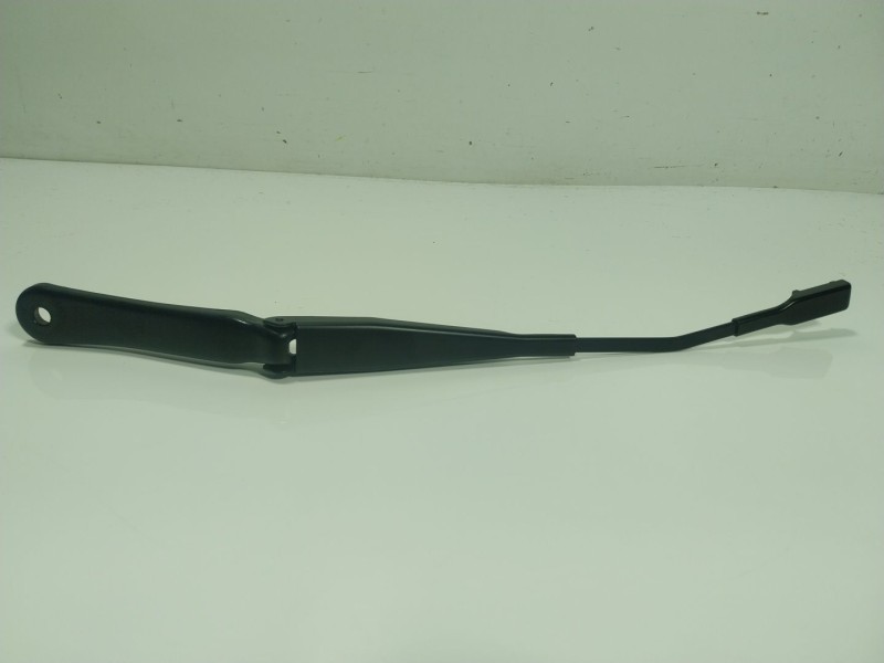 Recambio de brazo limpia delantero izquierdo para bmw x2 (f39) xdrive 20 i referencia OEM IAM 61617429703  