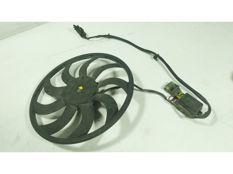 Recambio de electroventilador para mini mini descapotable (r52) cooper referencia OEM IAM 17117541092 147557702 