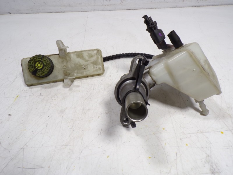 Recambio de bomba freno para citroën c4 picasso 1.6 hdi fap referencia OEM IAM 1610017880 03350890841 03350890841