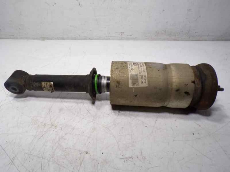 Recambio de amortiguador delantero derecho para land rover range rover sport 2.7 td v6 cat referencia OEM IAM  RNB501310 