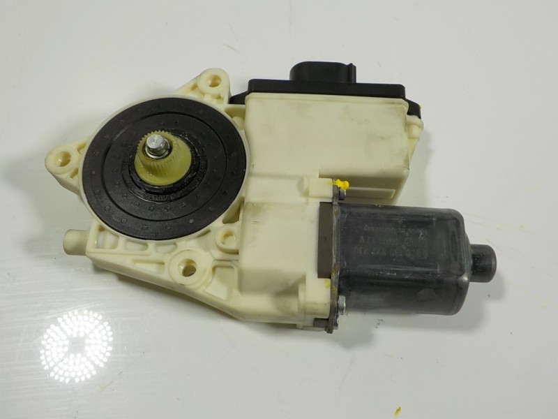 Recambio de motor elevalunas trasero derecho para bentley continental gt supersports referencia OEM IAM 3W8959704D 3W8959704D 