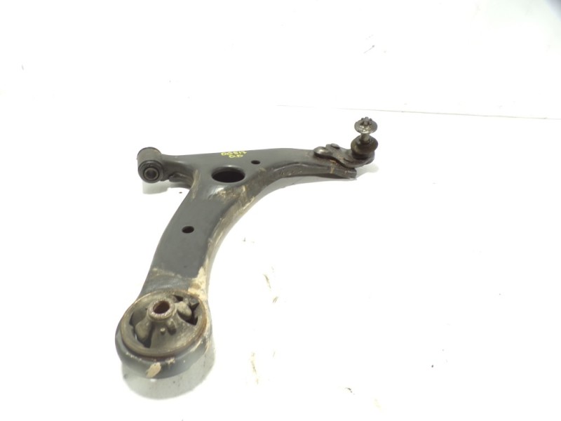 Recambio de brazo suspension inferior delantero derecho para toyota prius (nhw20) 1.5 cat referencia OEM IAM 4806847040  