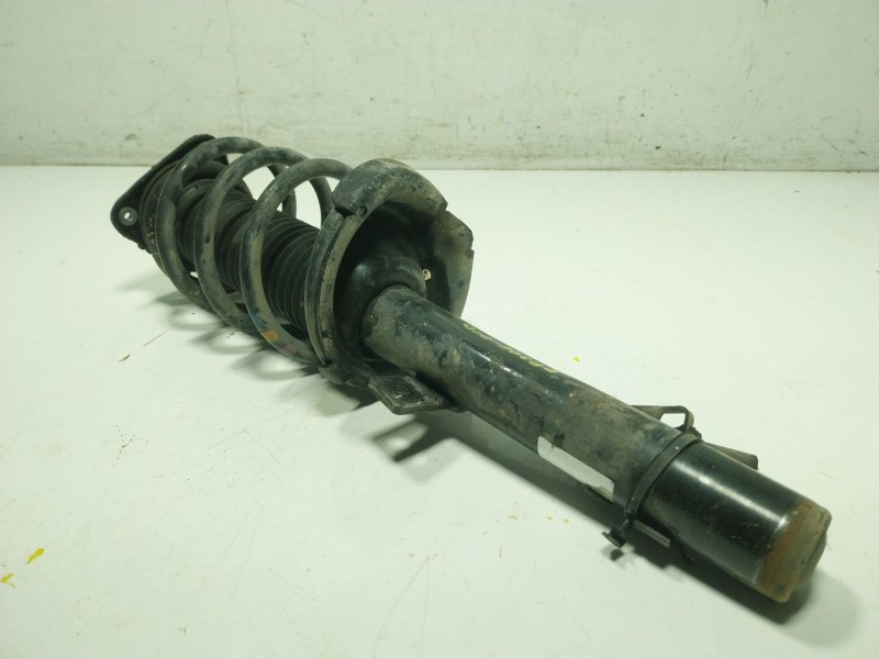 Recambio de amortiguador delantero derecho para ford kuga i 2.0 tdci referencia OEM IAM   