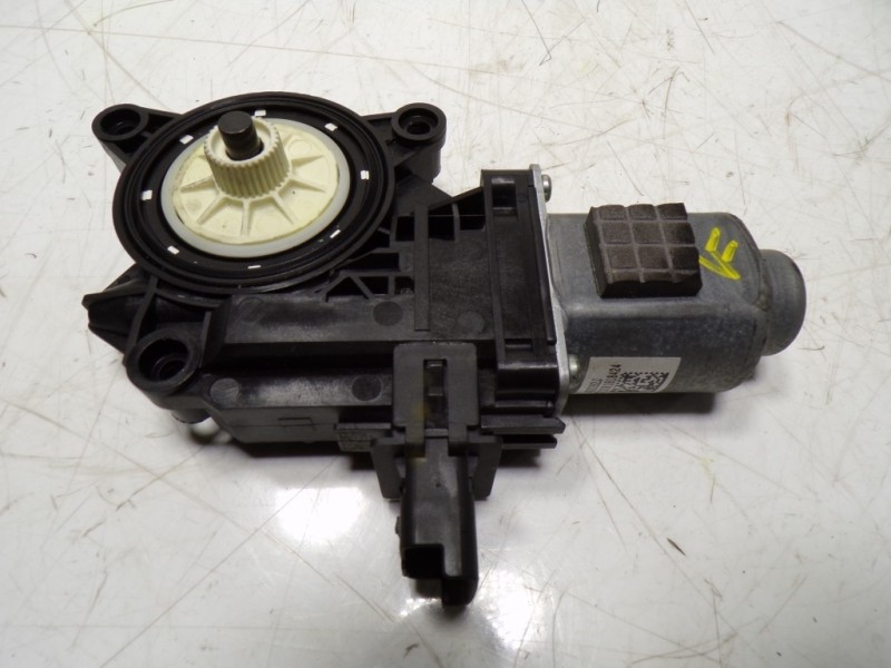 Recambio de motor elevalunas delantero izquierdo para kia niro drive plug-in hybrid referencia OEM IAM 82450G5010 82450G510 