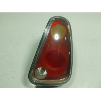 PILOTO TRASERO DERECHO 63217166958 