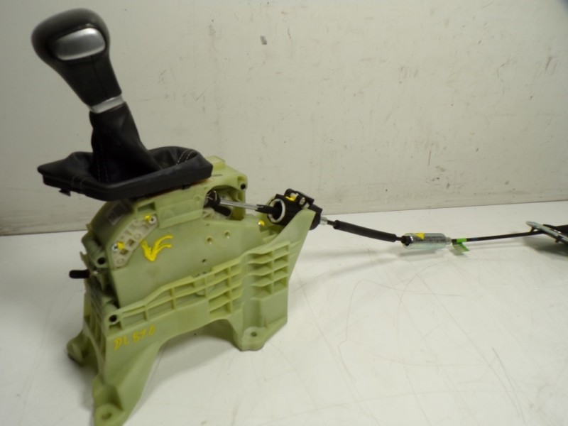 Recambio de palanca cambio para kia niro drive plug-in hybrid referencia OEM IAM 46700G5110 4870065XXX 46790G5100