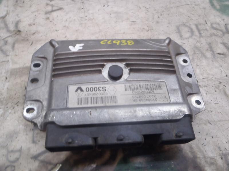 Recambio de centralita motor uce para renault megane ii berlina 5p confort dynamique referencia OEM IAM   