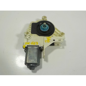 MOTOR ELEVALUNAS TRASERO DERECHO 8K0959812A 8K0959812A 1101919813201