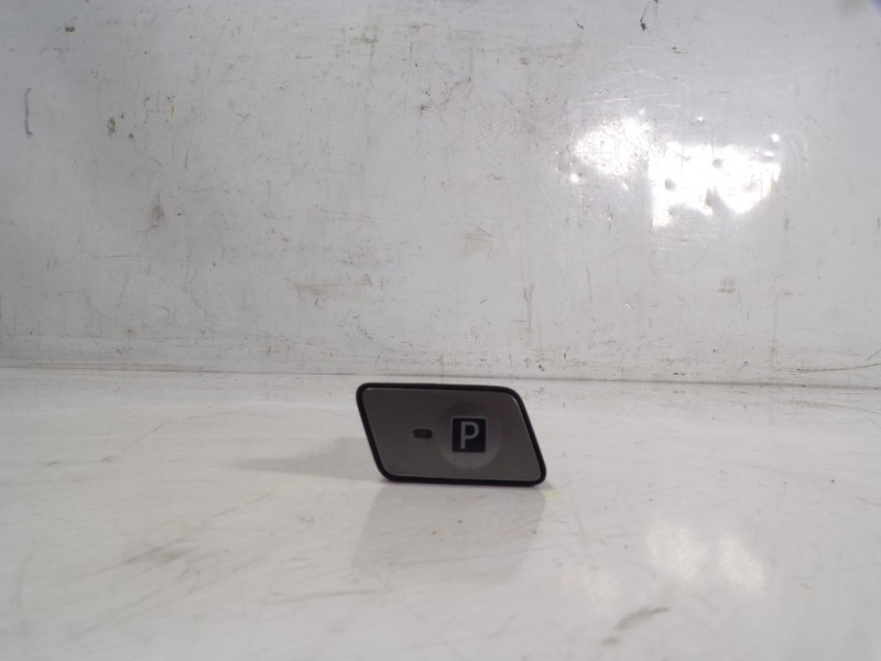 Recambio de palanca freno de mano para toyota prius+ advance referencia OEM IAM 8471847041  