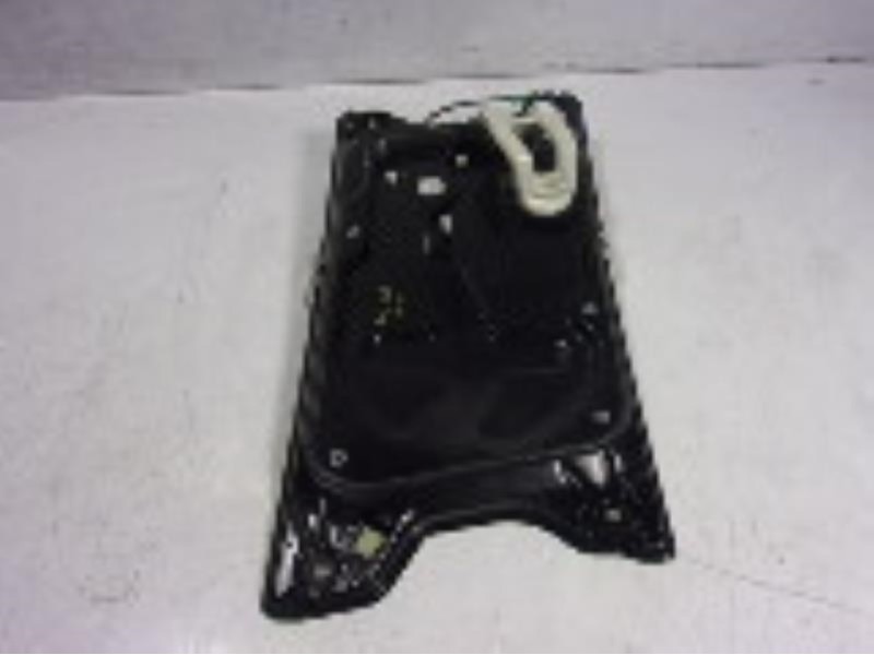 Recambio de elevalunas delantero derecho para land rover range rover sport 2.7 td v6 cat referencia OEM IAM   