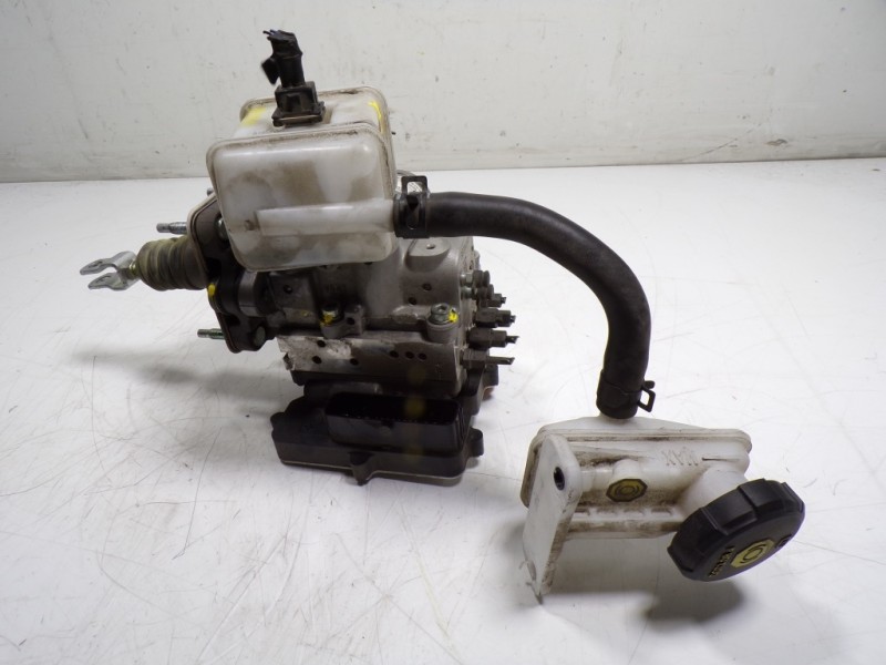 Recambio de servofreno para kia niro drive plug-in hybrid referencia OEM IAM 58500G5400 BH60164D01 