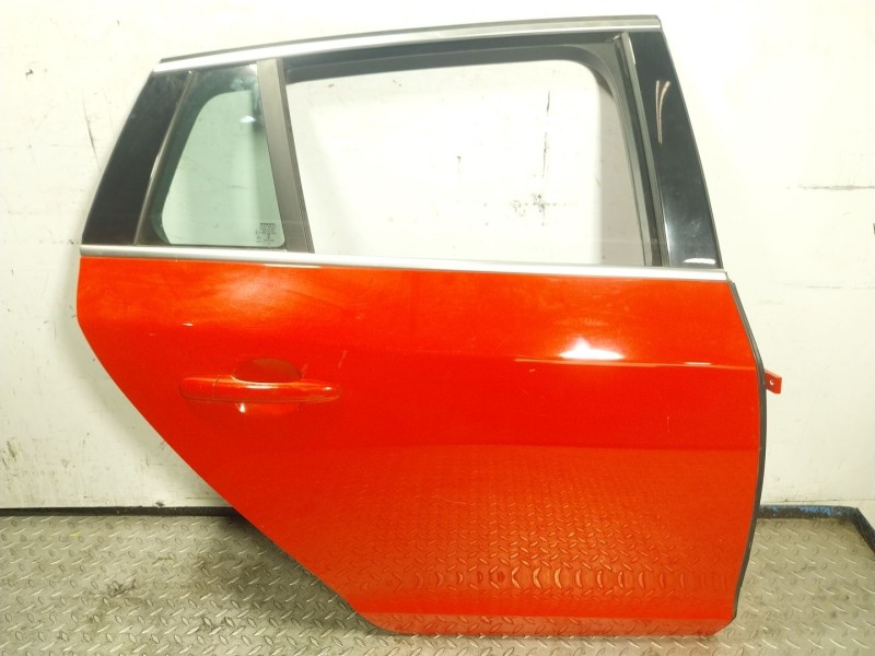 Recambio de puerta trasera derecha para volvo v60 i (155) d3 referencia OEM IAM 32291067  