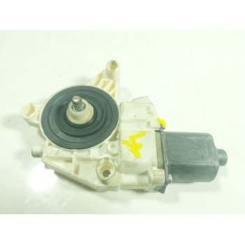 MOTOR ELEVALUNAS DELANTERO IZQUIERDO A2469065100 A2469065100 