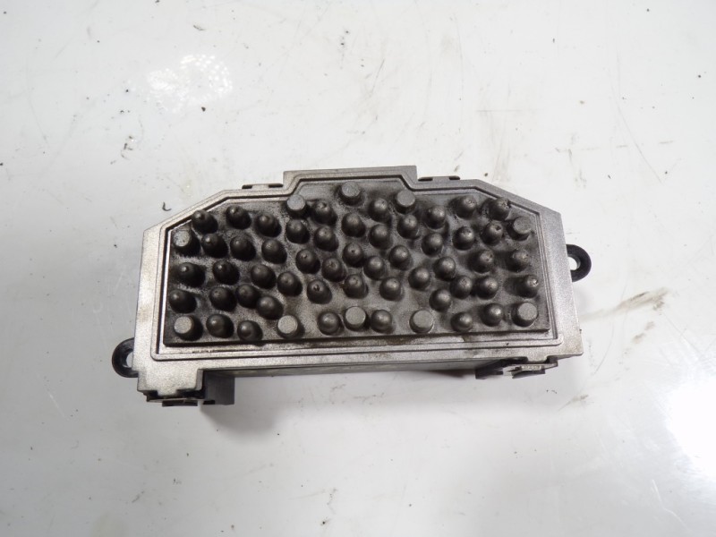 Recambio de resistencia calefaccion para volkswagen passat alltrack 2.0 tdi dpf referencia OEM IAM 3C0907521G 3C0907521F CZ24681