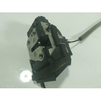 CERRADURA PUERTA TRASERA DERECHA 825004EA2A 