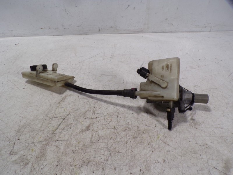 Recambio de bomba freno para ford c-max 1.0 ecoboost cat referencia OEM IAM 2372573  