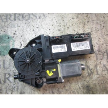 MOTOR ELEVALUNAS DELANTERO IZQUIERDO 807310596R 807310004R 0130822479