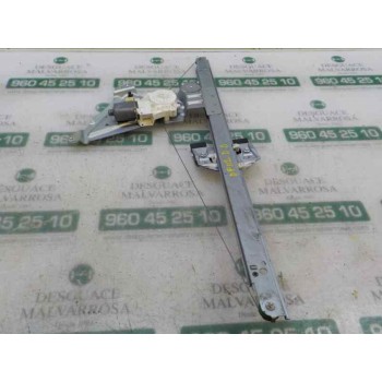 ELEVALUNAS DELANTERO DERECHO A9067200146 A0068205542 