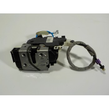 CERRADURA PUERTA DELANTERA IZQUIERDA A1667200135 A1667200135 