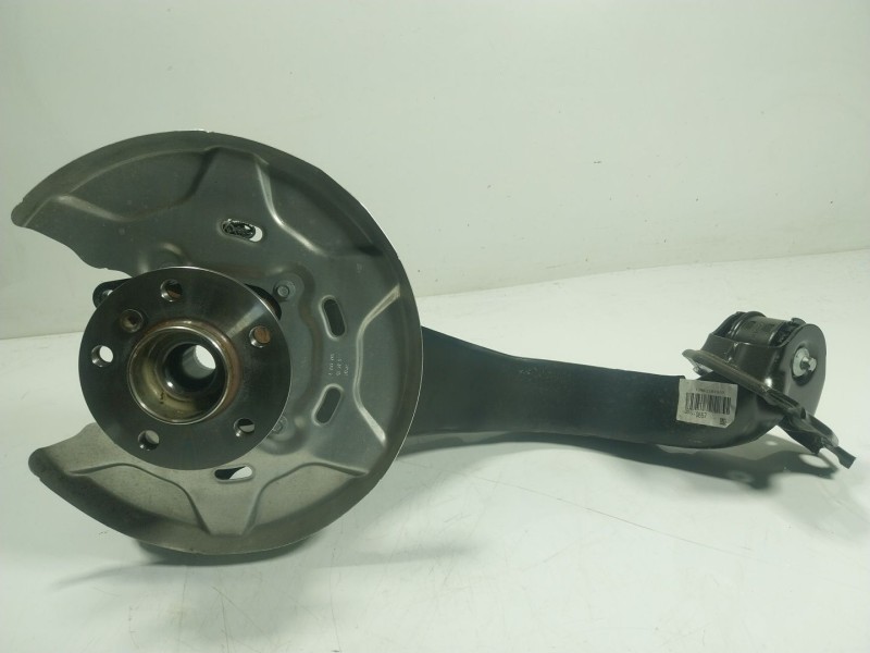 Recambio de mangueta trasera derecha para bmw x2 (f39) xdrive 20 i referencia OEM IAM 33308842880  