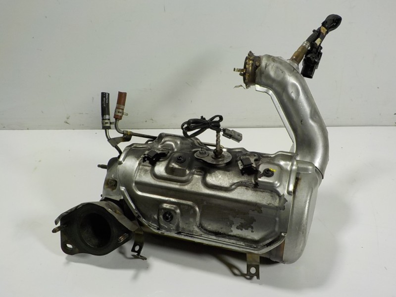 Recambio de filtro de particulas para mercedes-benz clase b (w246) 1.5 cdi cat referencia OEM IAM A1764900514 208A00184R 