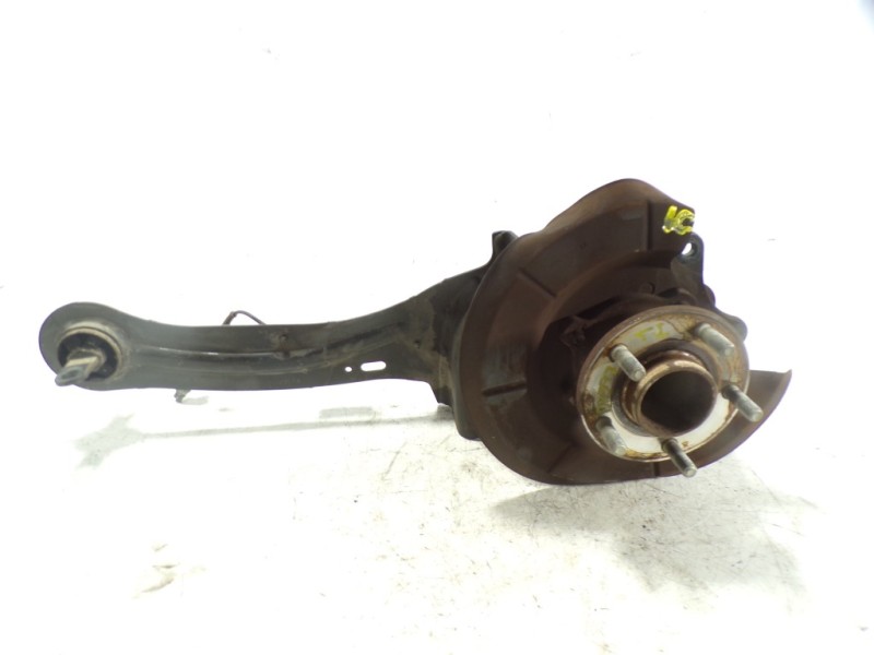 Recambio de mangueta trasera izquierda para ford c-max 1.0 ecoboost cat referencia OEM IAM 1778732  