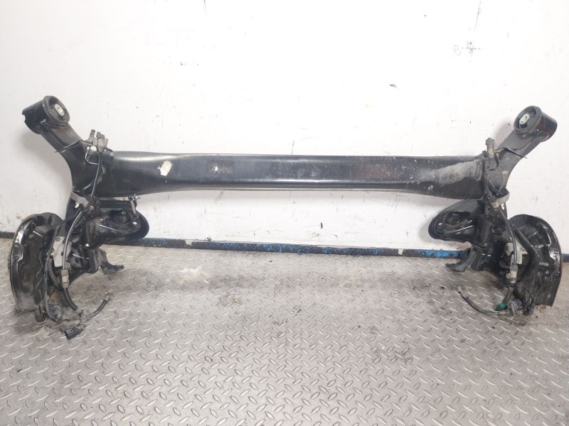Recambio de puente trasero para nissan qashqai ii (j11, j11_) 1.5 dci referencia OEM IAM 555014EA0A  