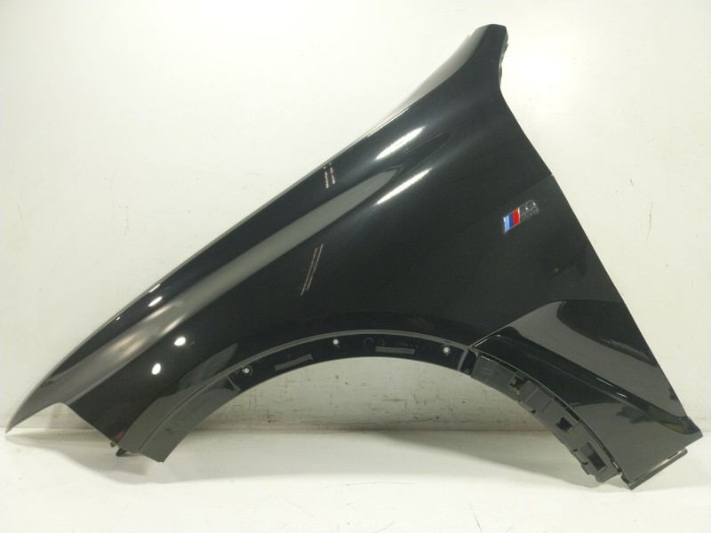 Recambio de aleta delantera izquierda para bmw x7 (g07) xdrive 40 d mild-hybrid referencia OEM IAM   