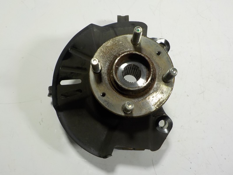 Recambio de mangueta delantera derecha para kia rio (yb) 1.2 cat referencia OEM IAM 51716H8000  51750H8000