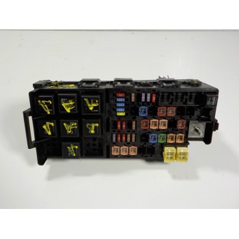 CAJA RELES / FUSIBLES 71543176 