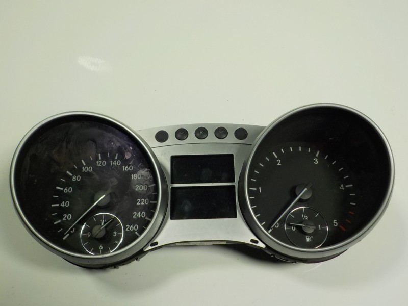 Recambio de cuadro instrumentos para mercedes-benz clase m (w164) 3.0 cdi cat referencia OEM IAM A2515404348 A2514405211 A2C5328