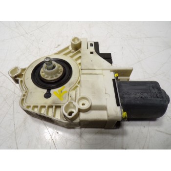 MOTOR ELEVALUNAS TRASERO DERECHO 4F0959802A 4F0959802A 