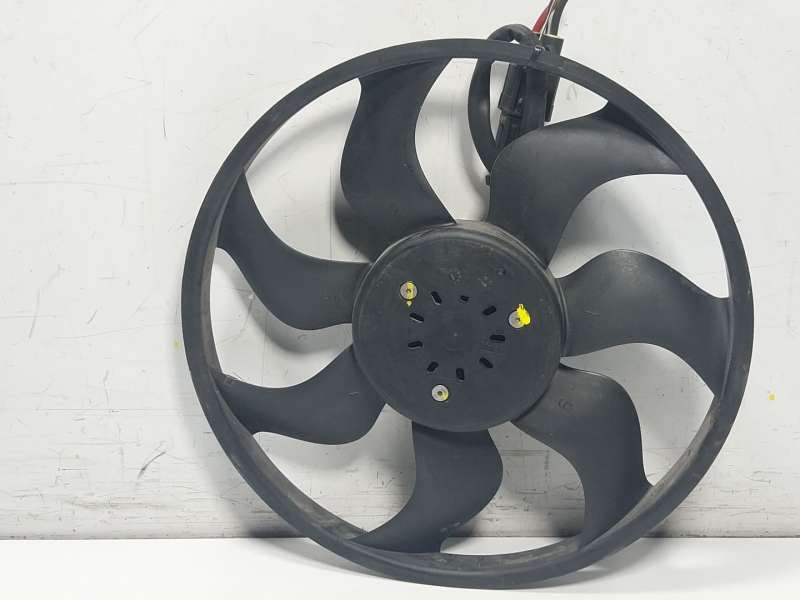 Recambio de electroventilador para renault express furgoneta/monovolumen 1.5 blue dci 95 (f6ab) referencia OEM IAM 214818260R T2