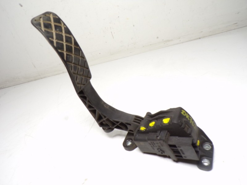 Recambio de potenciometro pedal para audi a6 berlina (4f2) 3.2 fsi quattro referencia OEM IAM 4F1723523B 4F1723523A 