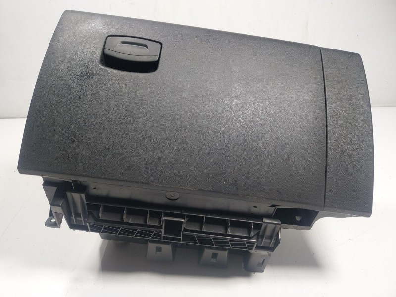 Recambio de guantera para renault kadjar (ha_, hl_) 1.5 dci 110 (hla3) referencia OEM IAM 685002635R  