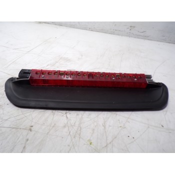 PILOTO TRASERO CENTRAL 63257145519 69466149 