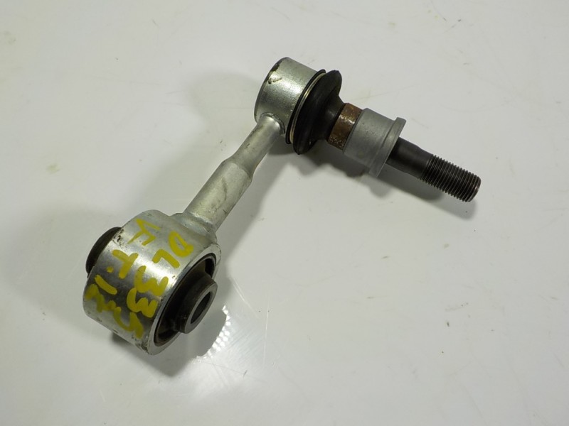 Recambio de tirante trasero izquierdo para toyota c-hr hybrid dynamic referencia OEM IAM 4883047010  