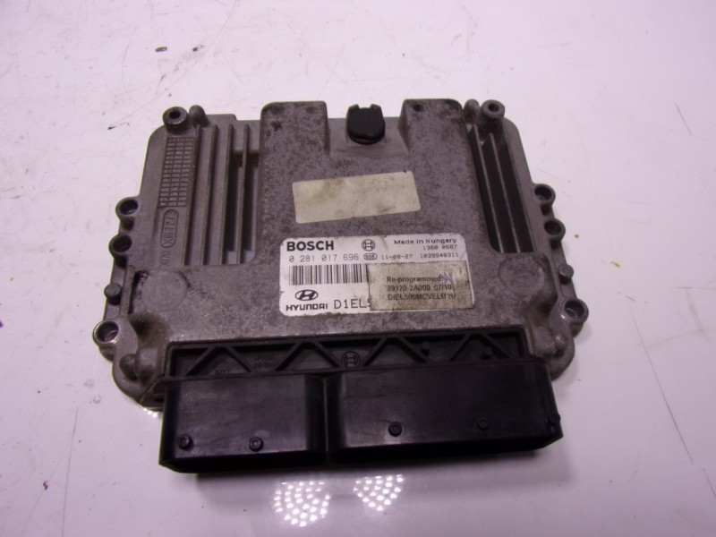 Recambio de centralita motor uce para hyundai ix35 1.7 crdi cat referencia OEM IAM 391202A000 0281017696 